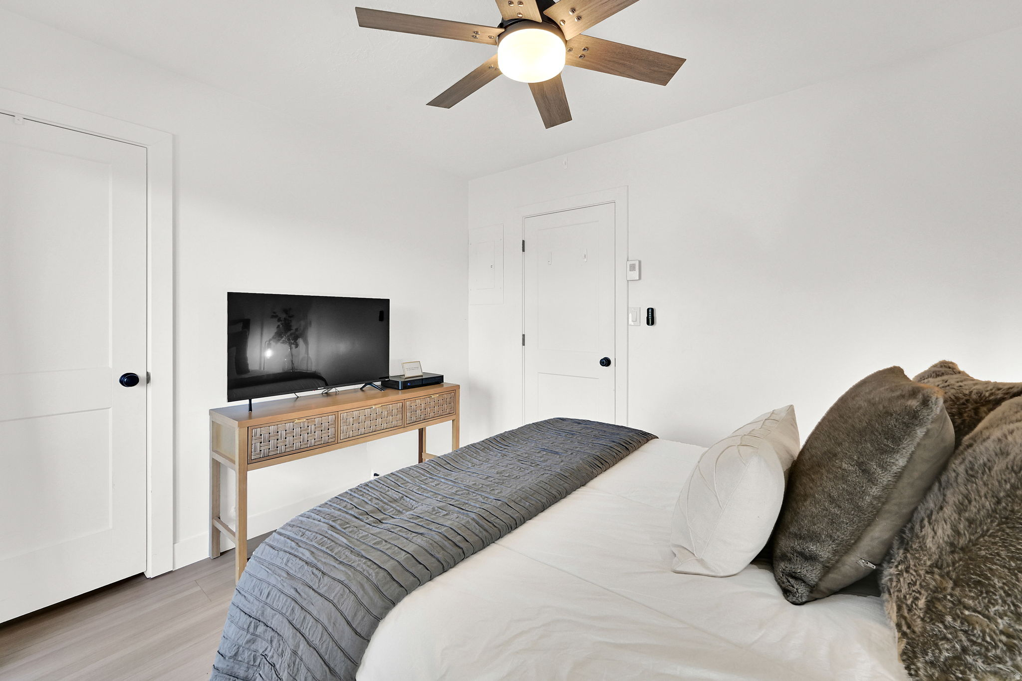 WOLF LODGE - Residential