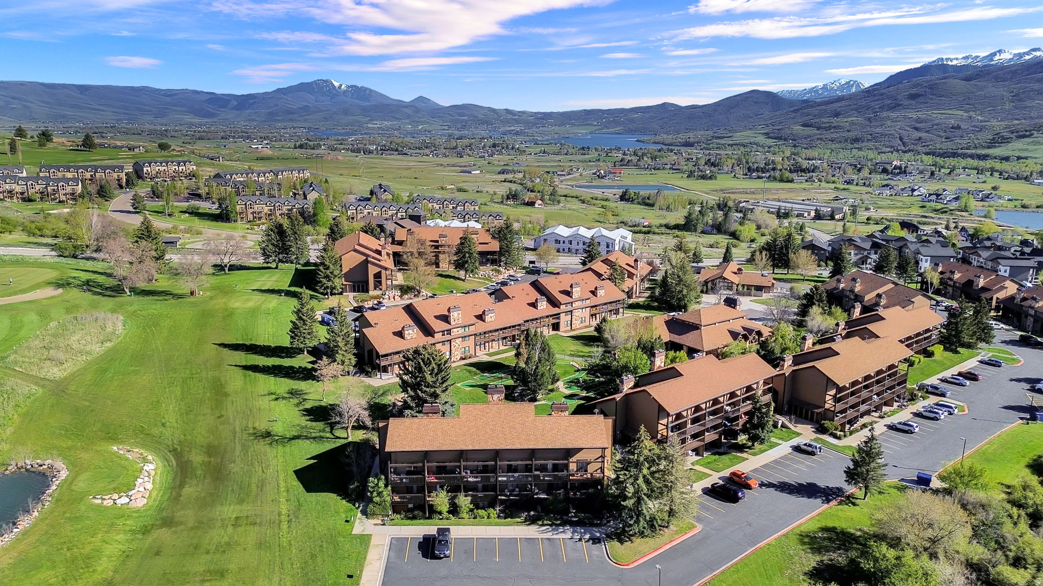 WOLF LODGE - Residential