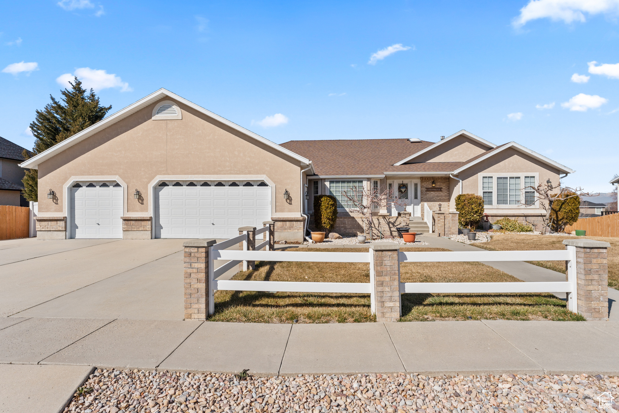 641 E Beachwood Dr, Draper, Utah image 2