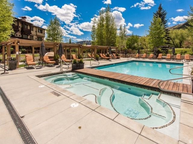 HOTEL PARK CITY - Residential