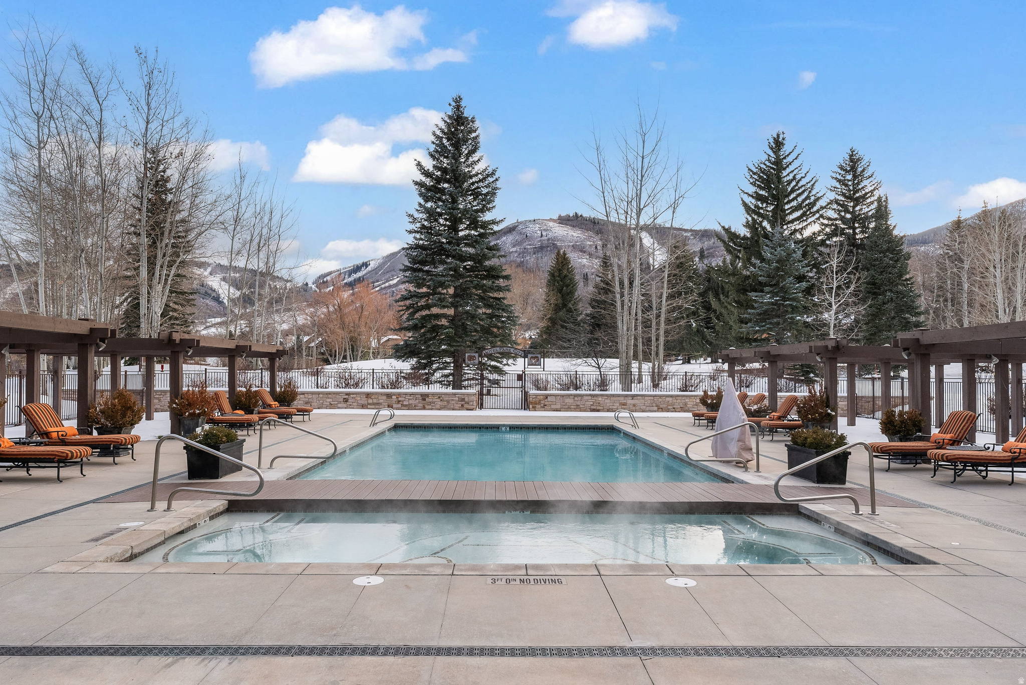 HOTEL PARK CITY - Residential