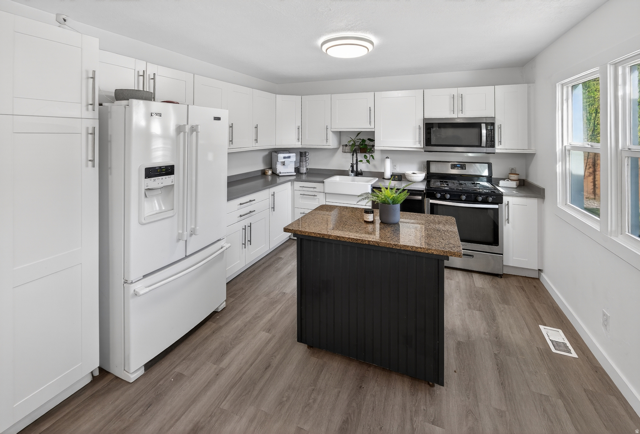 HOFFMAN HEIGHTS - Residential