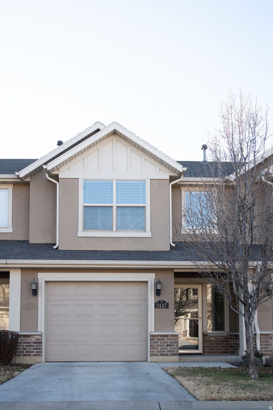 Well-maintained townhome in West Haven home featuring an open-floor plan, bright kitchen with ample counter space, and comfortable living area filled with natural light. Spacious primary bedroom and neutral finishes throughout. Conveniently located near parks, shopping, dining, and commuter access. Move-in ready and easy to show.