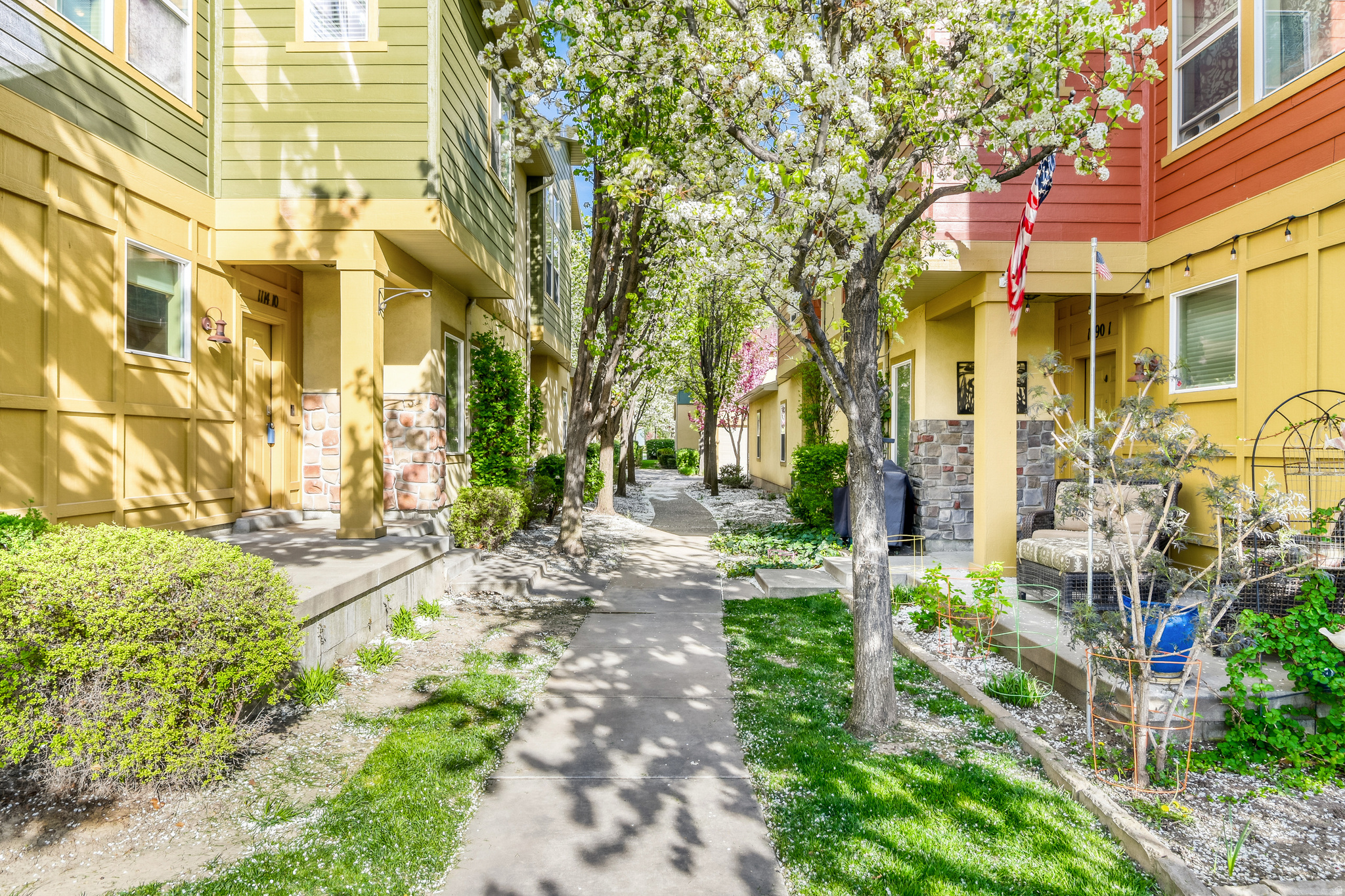 FARMINGTON CROSSING - Residential