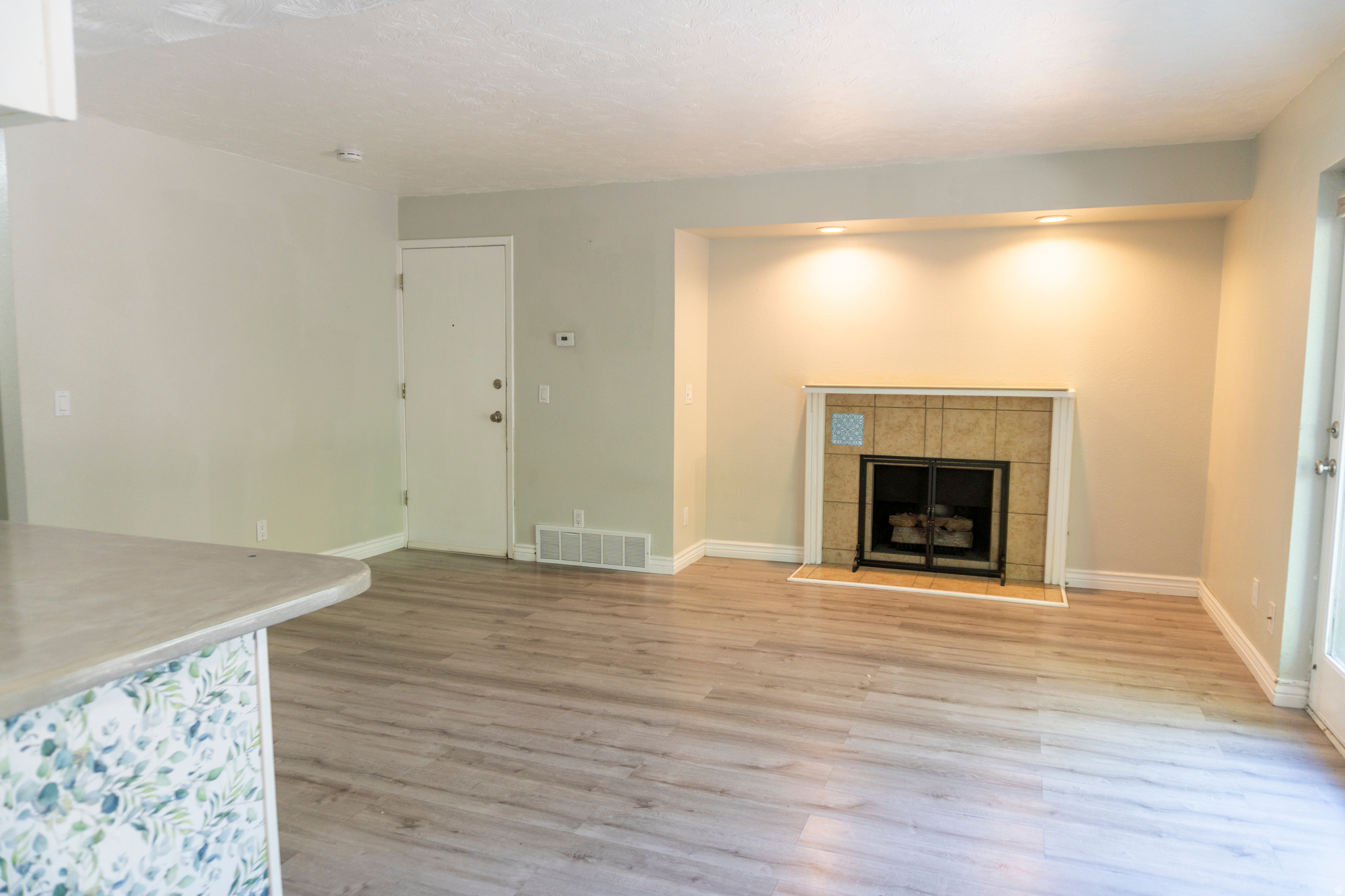 WILLOWBROOK - Residential