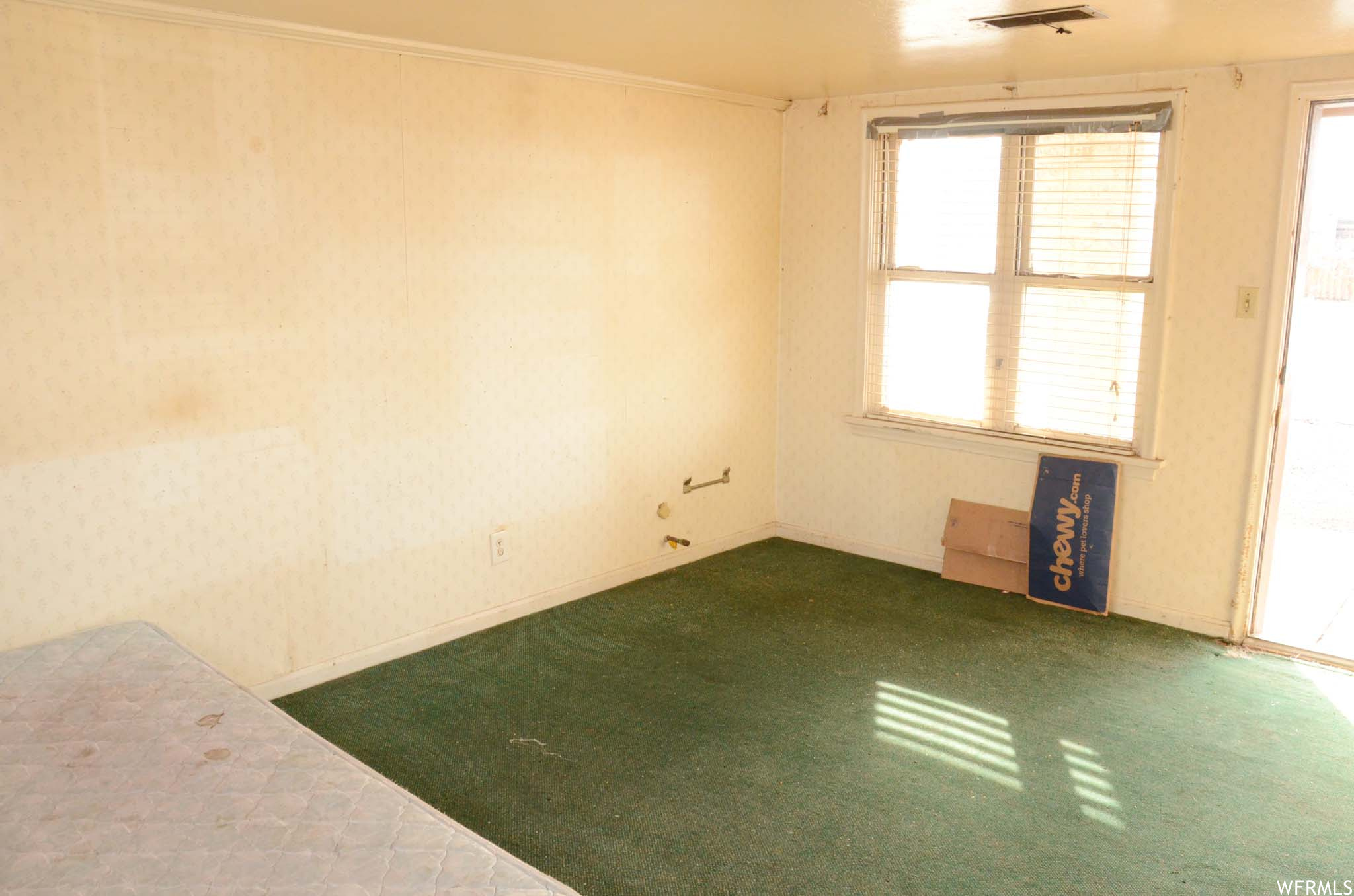 FILLMORE CITY - Commercial Sale