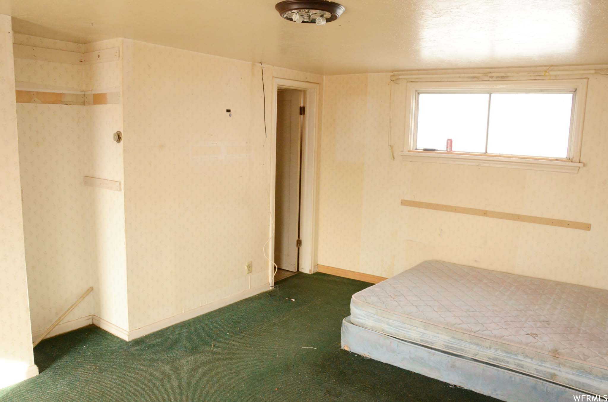 FILLMORE CITY - Commercial Sale