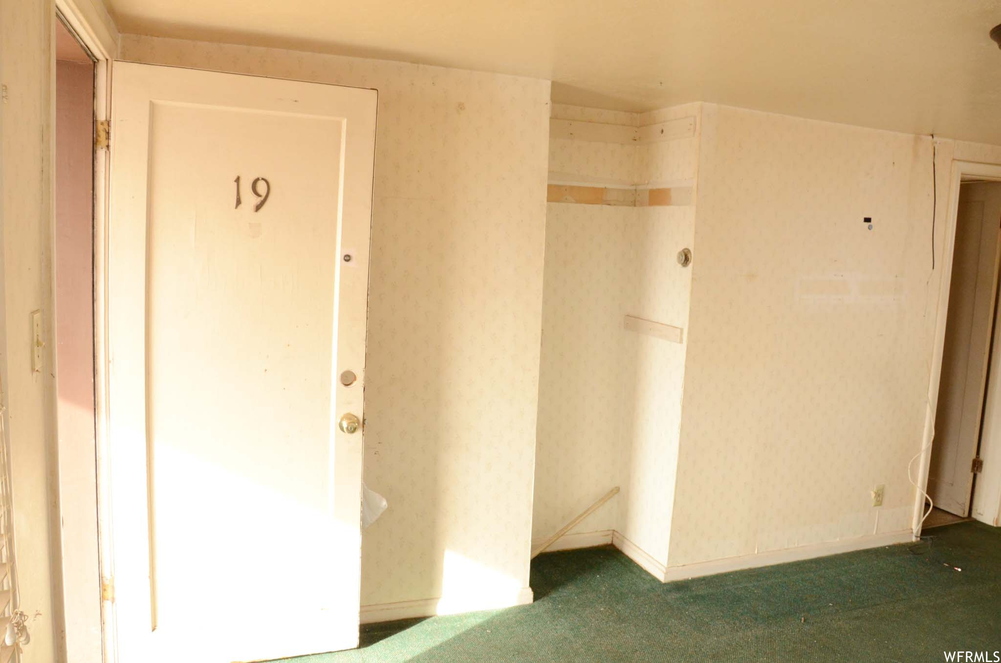 FILLMORE CITY - Commercial Sale