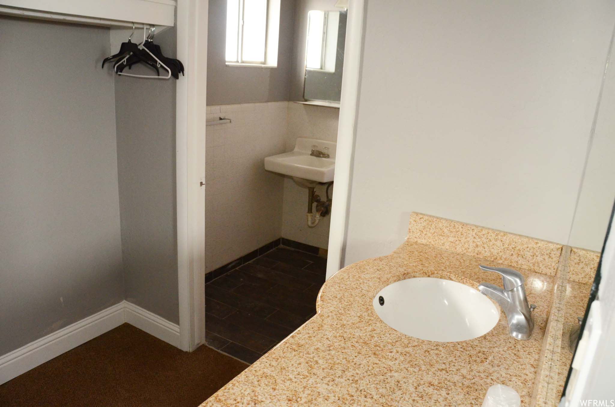 FILLMORE CITY - Commercial Sale