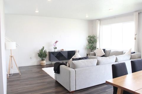 Tiny photo for 364 W SNOWBERRY DR, Saratoga Springs, UT 84045 (MLS # 2151573)