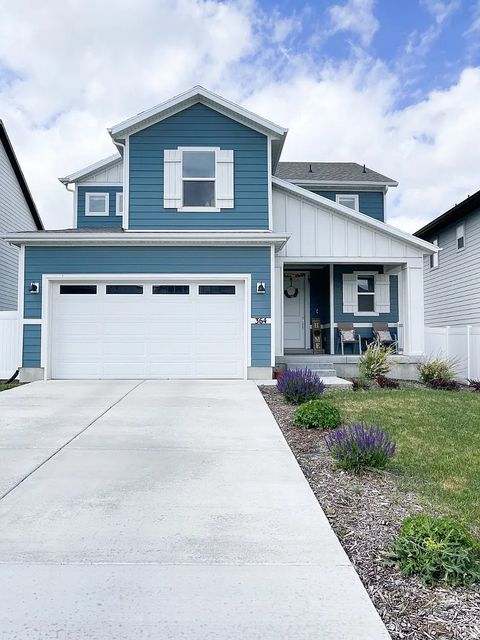 Photo of 364 W SNOWBERRY DR, Saratoga Springs, UT 84045 (MLS # 2151573)
