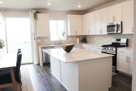 Tiny photo for 364 W SNOWBERRY DR, Saratoga Springs, UT 84045 (MLS # 2151573)