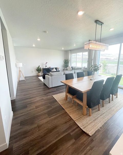 Tiny photo for 364 W SNOWBERRY DR, Saratoga Springs, UT 84045 (MLS # 2151573)