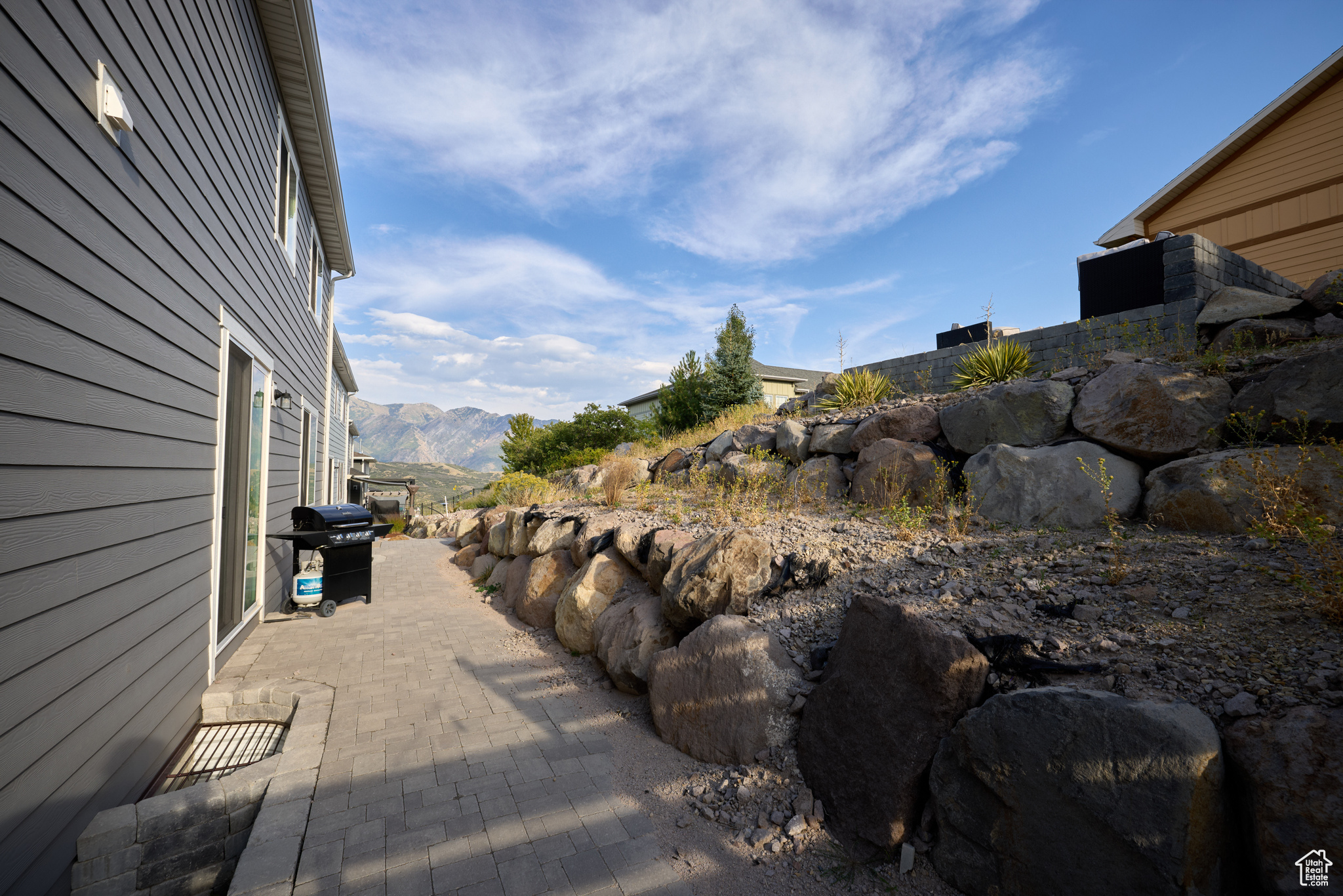 2168 E Snow Blossom Way, Draper, Utah image 30