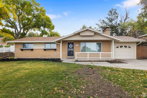 Photo of 538 N 750 E, Bountiful, UT 84010 (MLS # 2117896)
