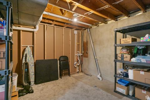 Tiny photo for 538 N 750 E, Bountiful, UT 84010 (MLS # 2117896)