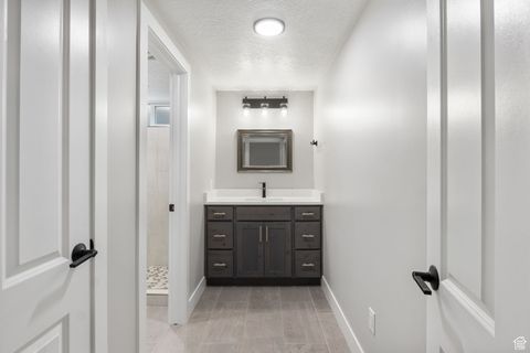 Tiny photo for 538 N 750 E, Bountiful, UT 84010 (MLS # 2117896)