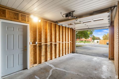 Tiny photo for 538 N 750 E, Bountiful, UT 84010 (MLS # 2117896)