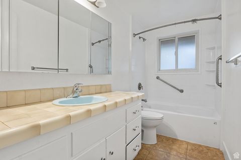 Tiny photo for 538 N 750 E, Bountiful, UT 84010 (MLS # 2117896)