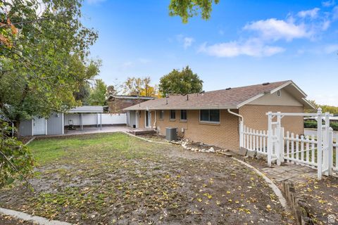 Tiny photo for 538 N 750 E, Bountiful, UT 84010 (MLS # 2117896)