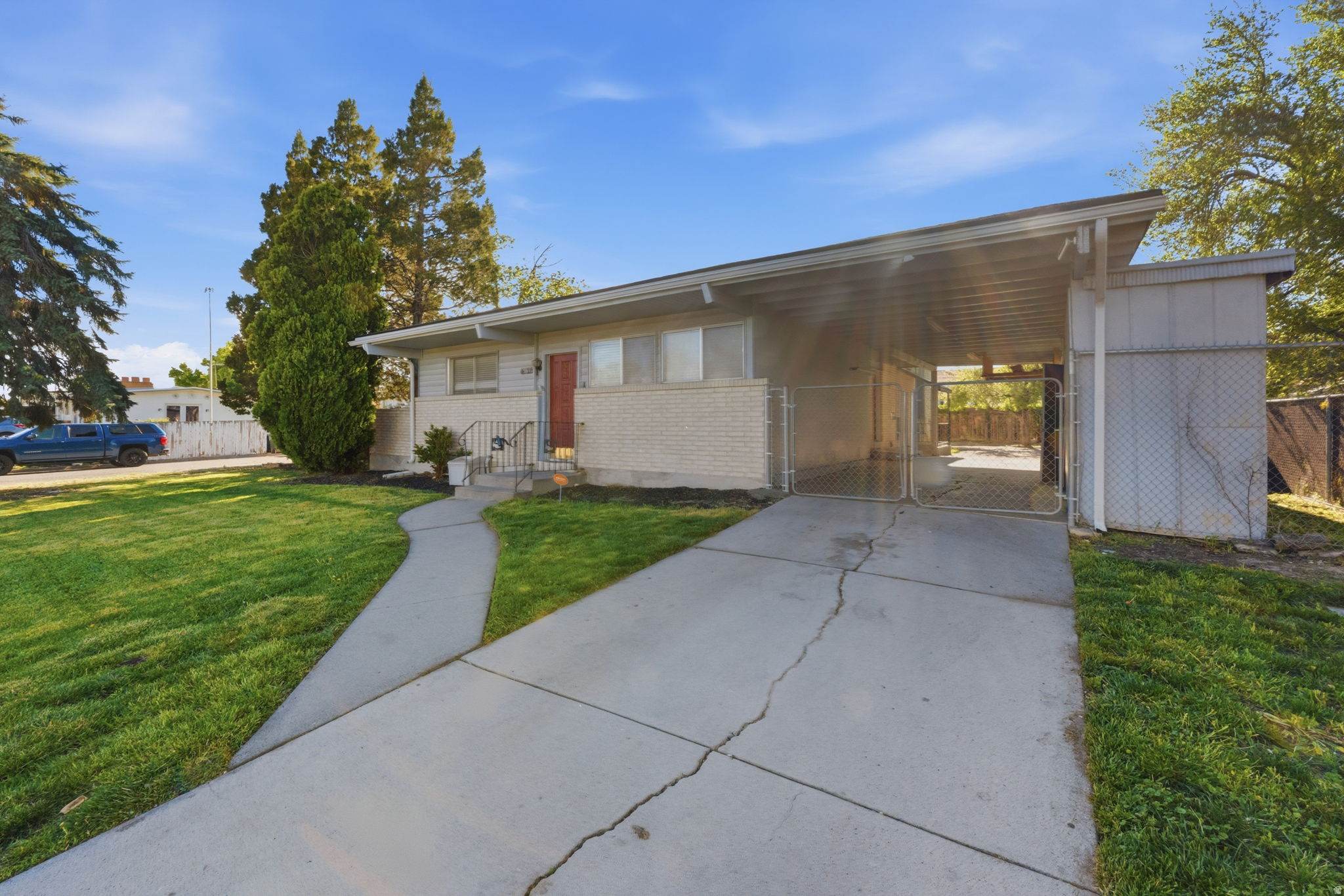 SHORLAND - Residential