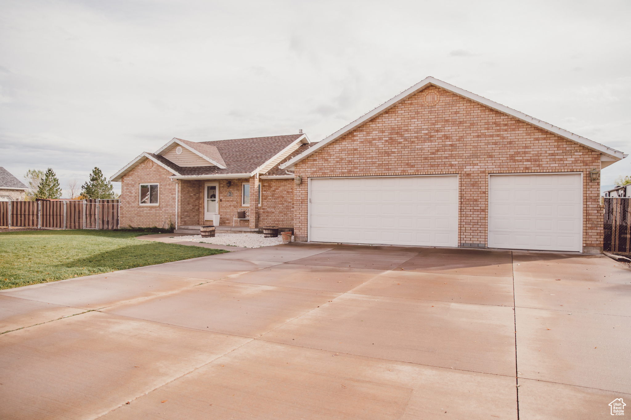 MAJESTIC MEADOWS SUBD - Residential