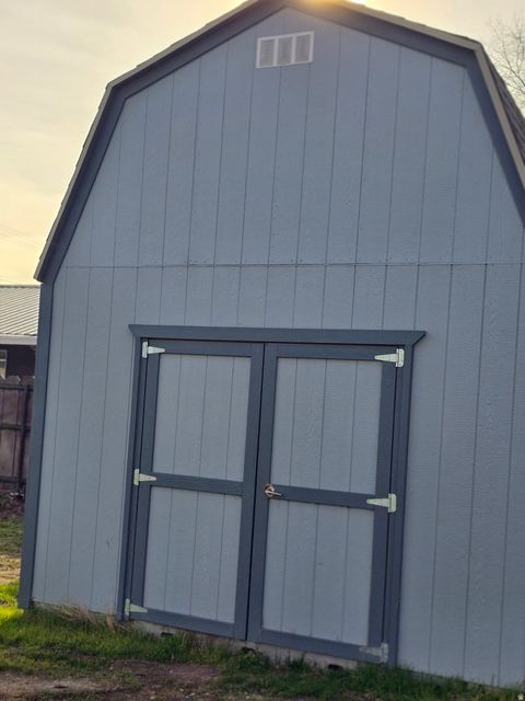 Tiny photo for 946 S NAVAJO ST S, Salt Lake City, UT 84104 (MLS # 2126833)