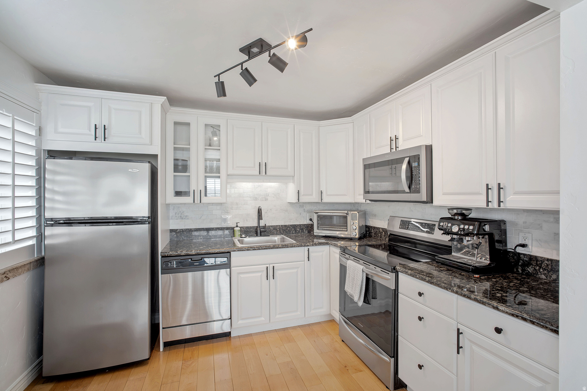 ROYAL CREST - Residential