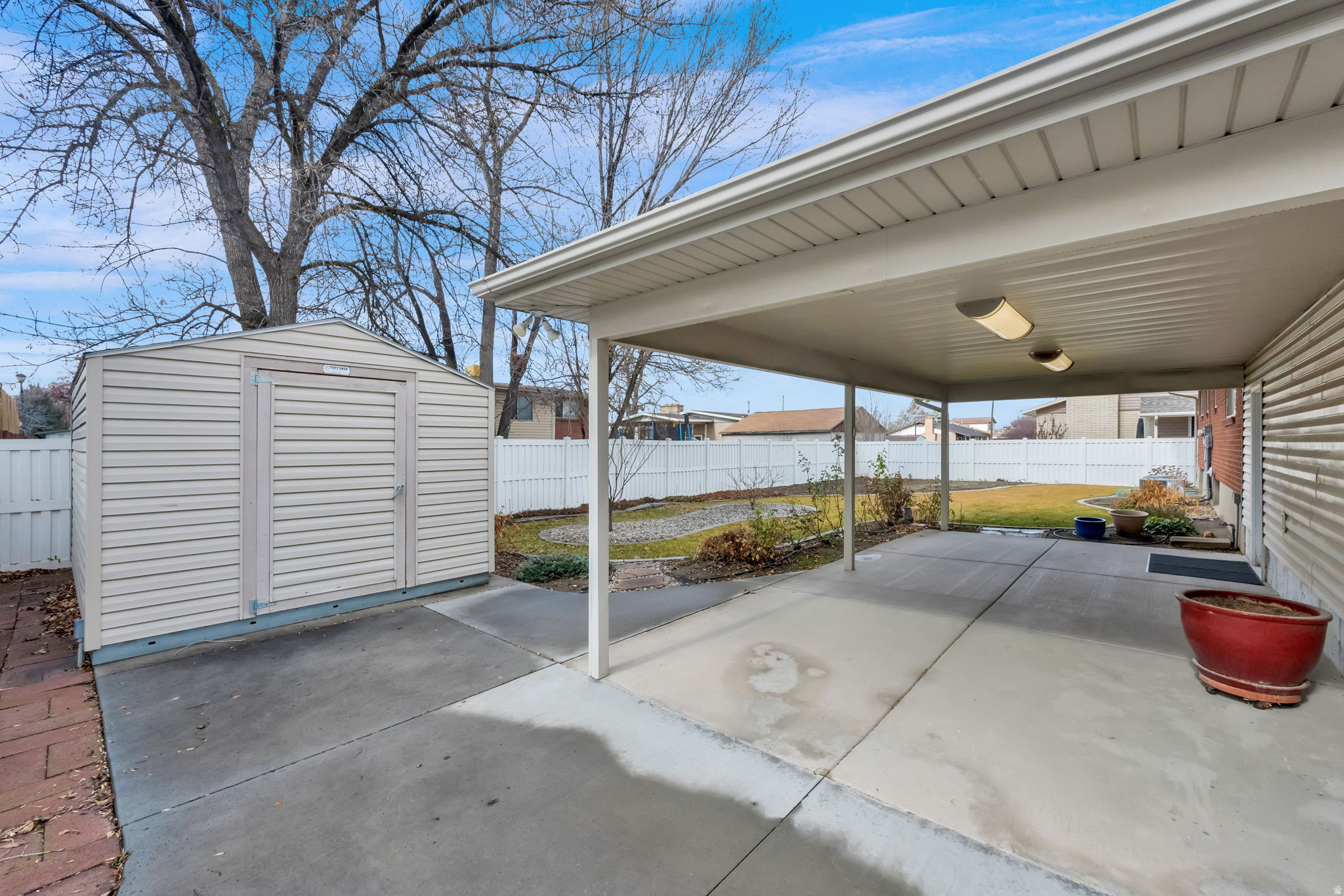 MEADOWBROOK FARMS NO 14 - Residential