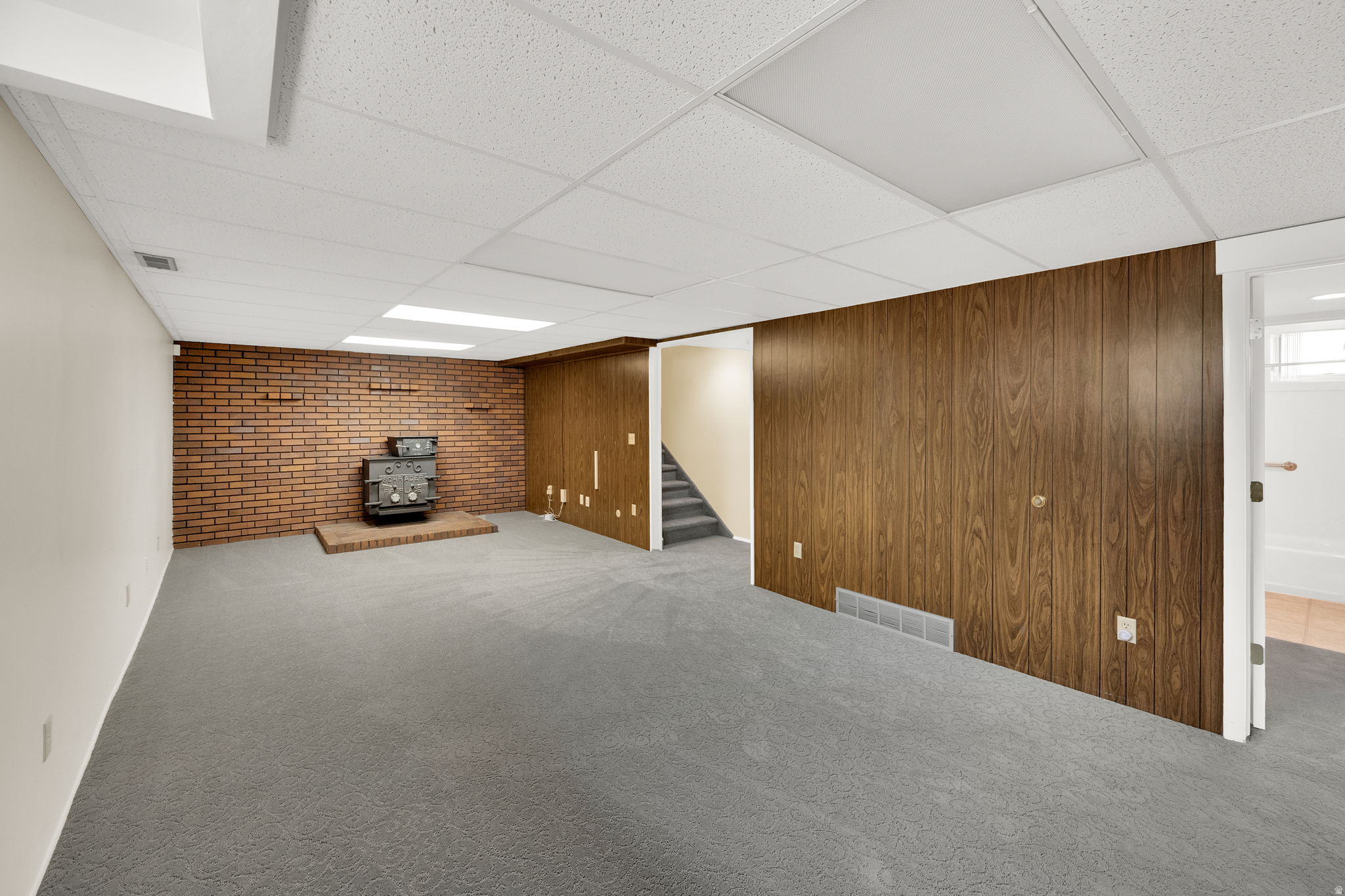 MEADOWBROOK FARMS NO 14 - Residential