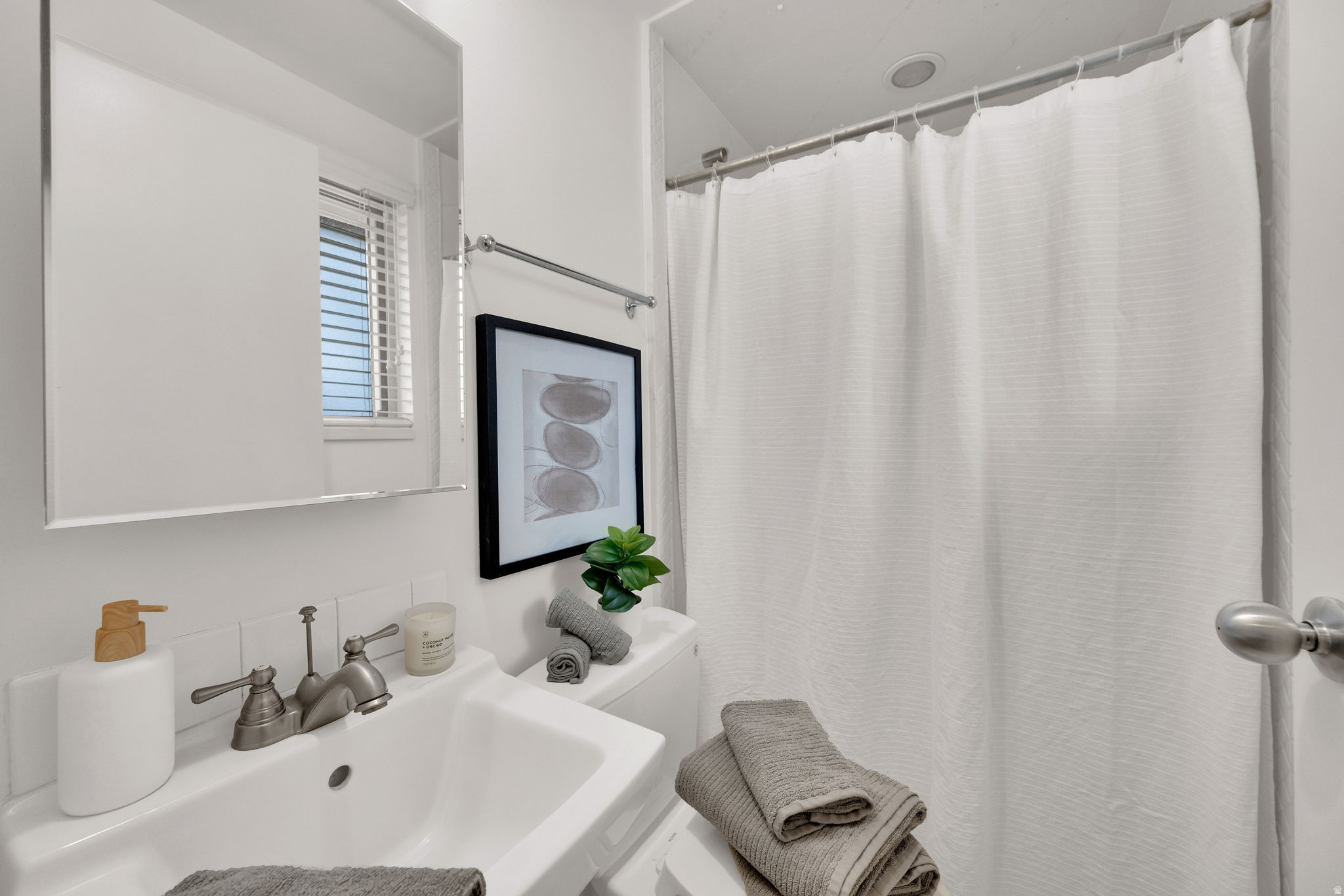 MEADOWBROOK FARMS NO 14 - Residential