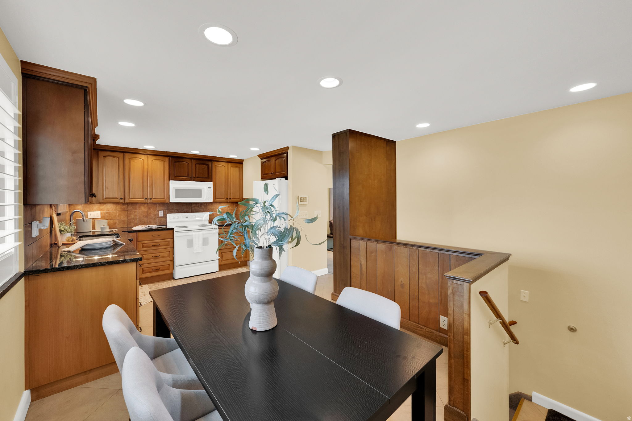 MEADOWBROOK FARMS NO 14 - Residential