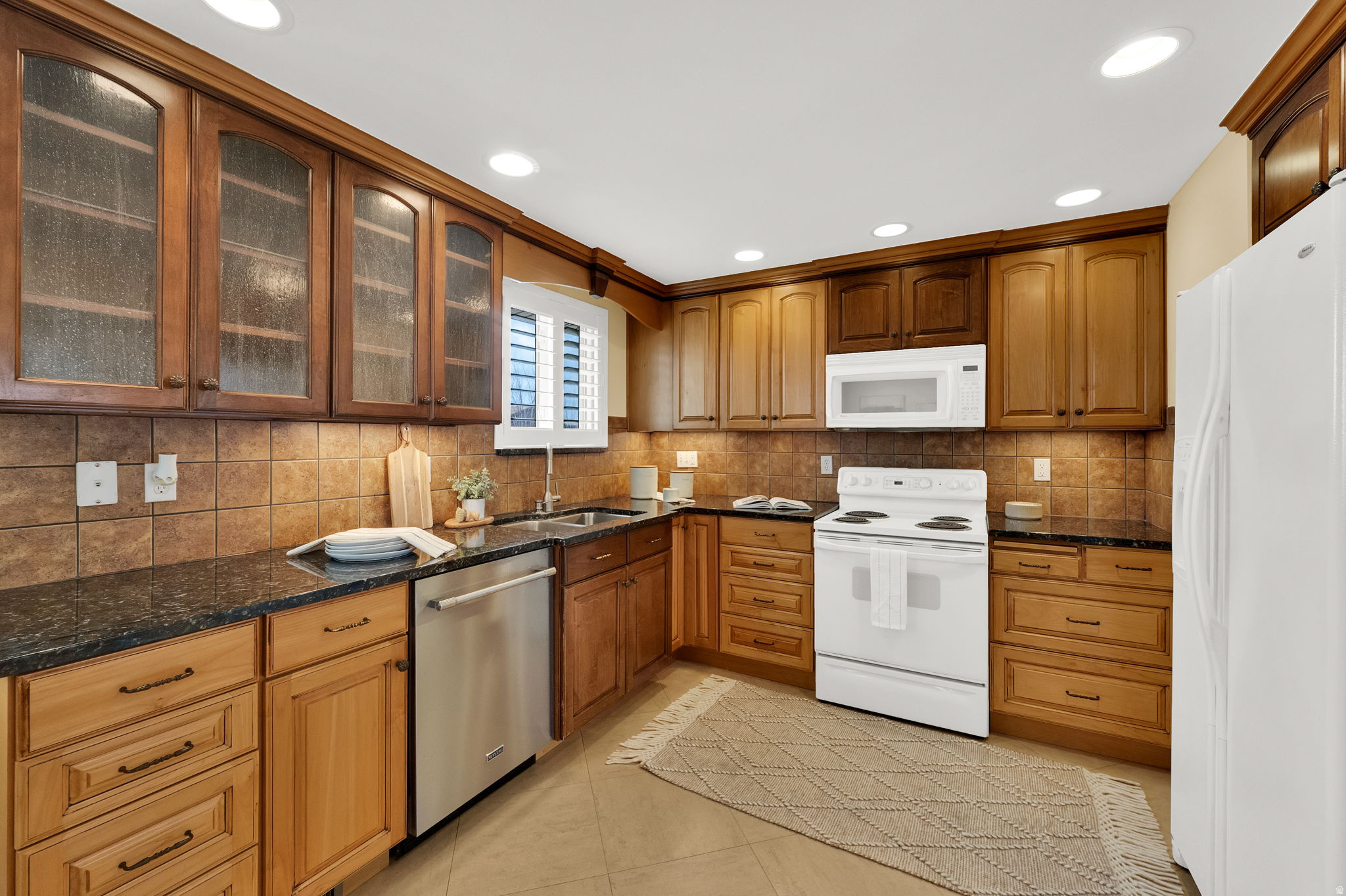 MEADOWBROOK FARMS NO 14 - Residential