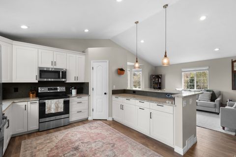 Tiny photo for 14846 S STEEP MOUNTAIN DR, Draper, UT 84020 (MLS # 2147515)