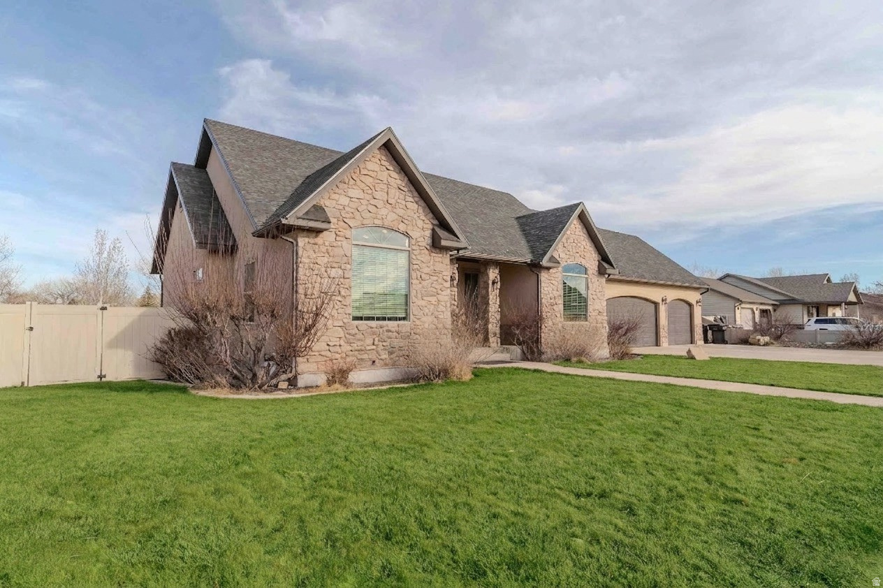 PARK RIDGE ESTATES - Residential