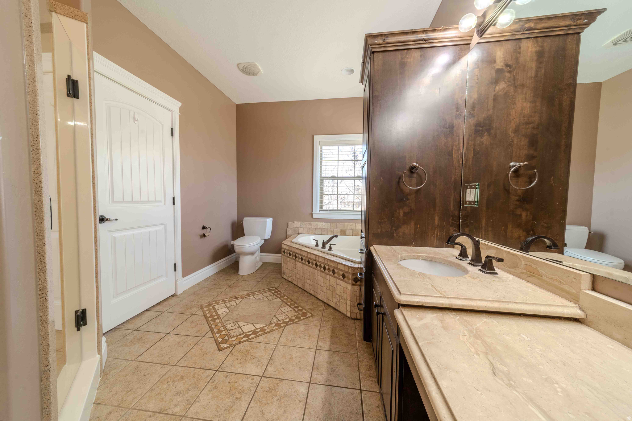 PARK RIDGE ESTATES - Residential