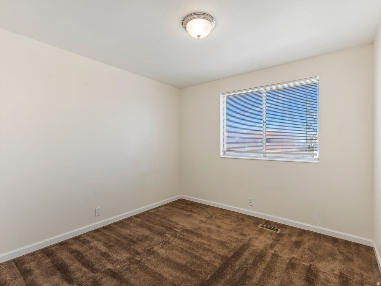 INDIAN VILLAGE - Residential