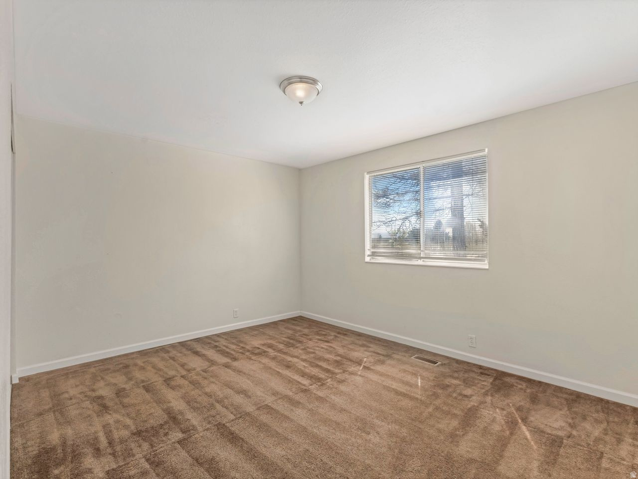 INDIAN VILLAGE - Residential