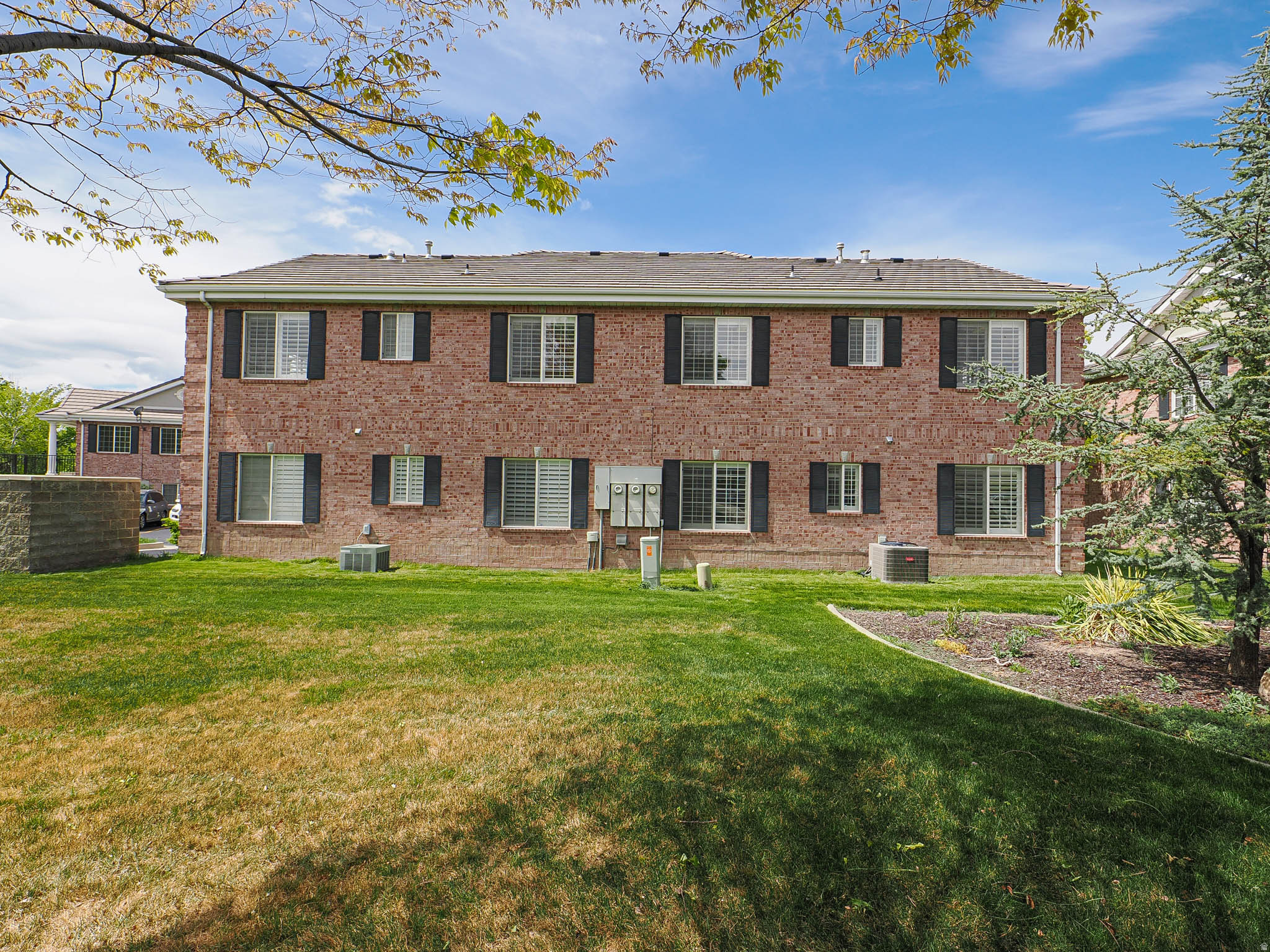 PARK - Commercial Lease