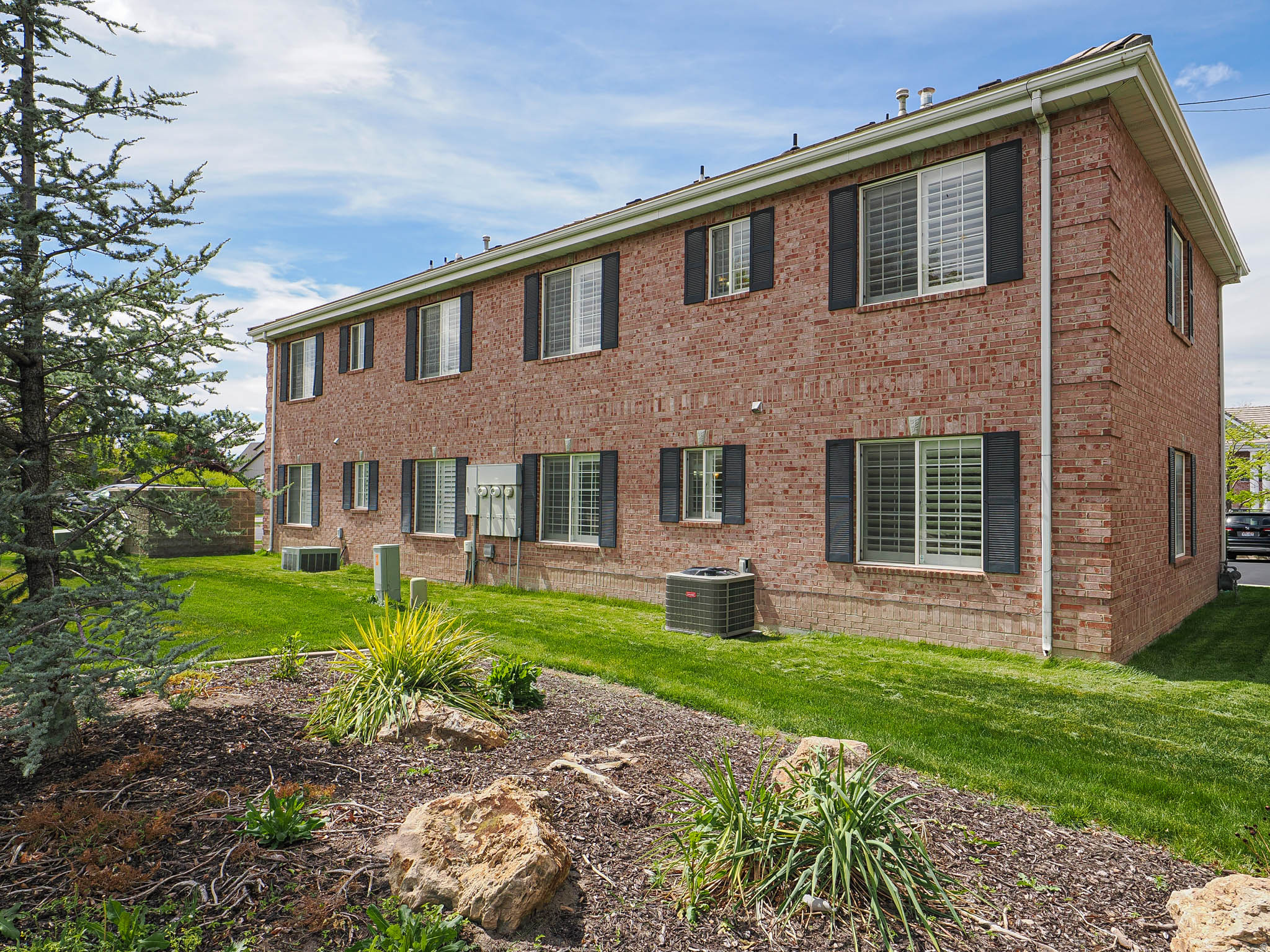 PARK - Commercial Lease