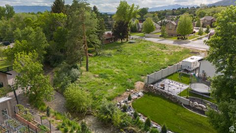 Tiny photo for 248 N DEERFIELD DR, Alpine, UT 84004 (MLS # 2145014)