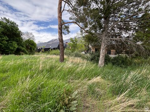 Tiny photo for 248 N DEERFIELD DR, Alpine, UT 84004 (MLS # 2145014)