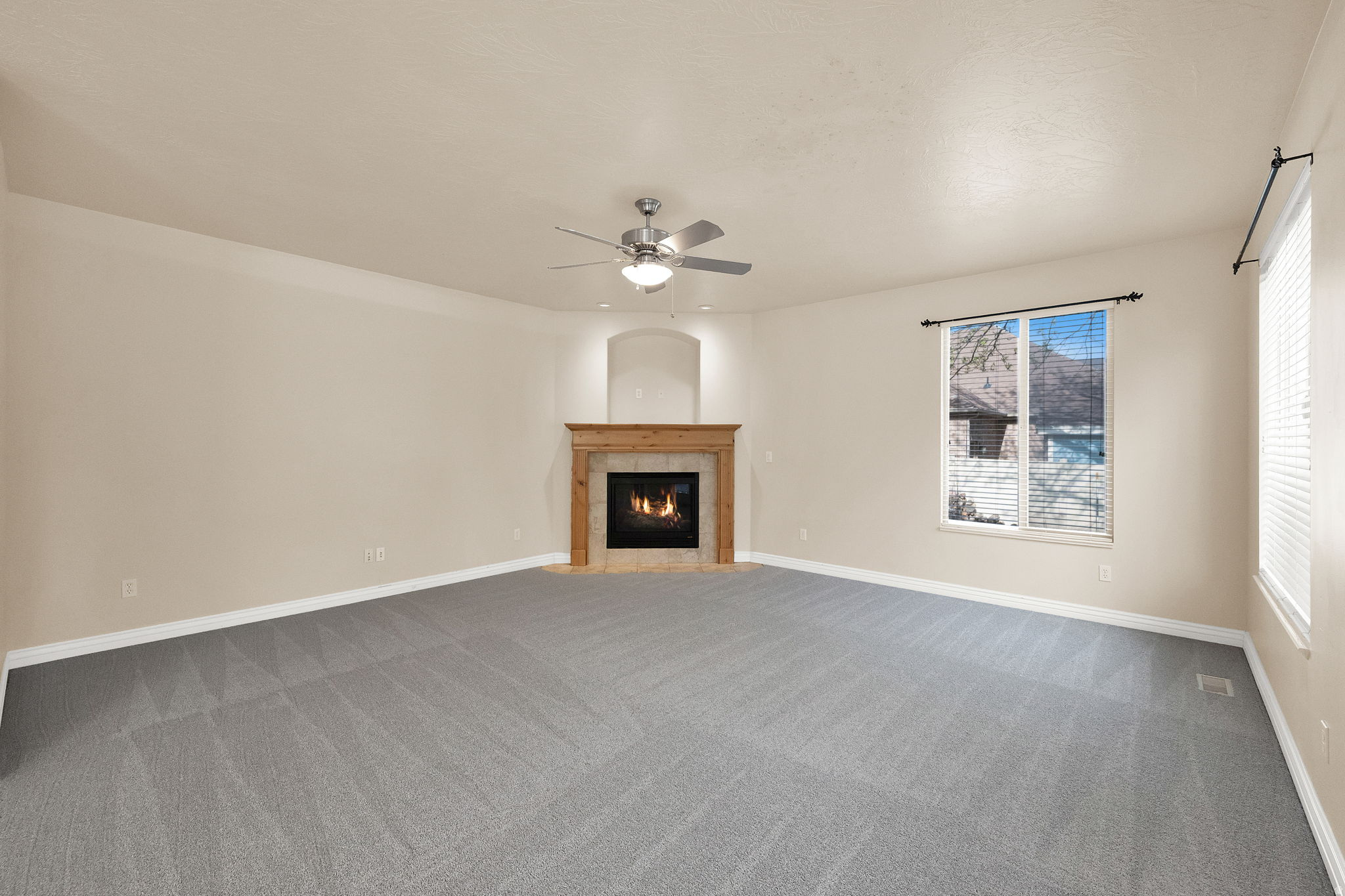 MIDAS CREEK - Residential