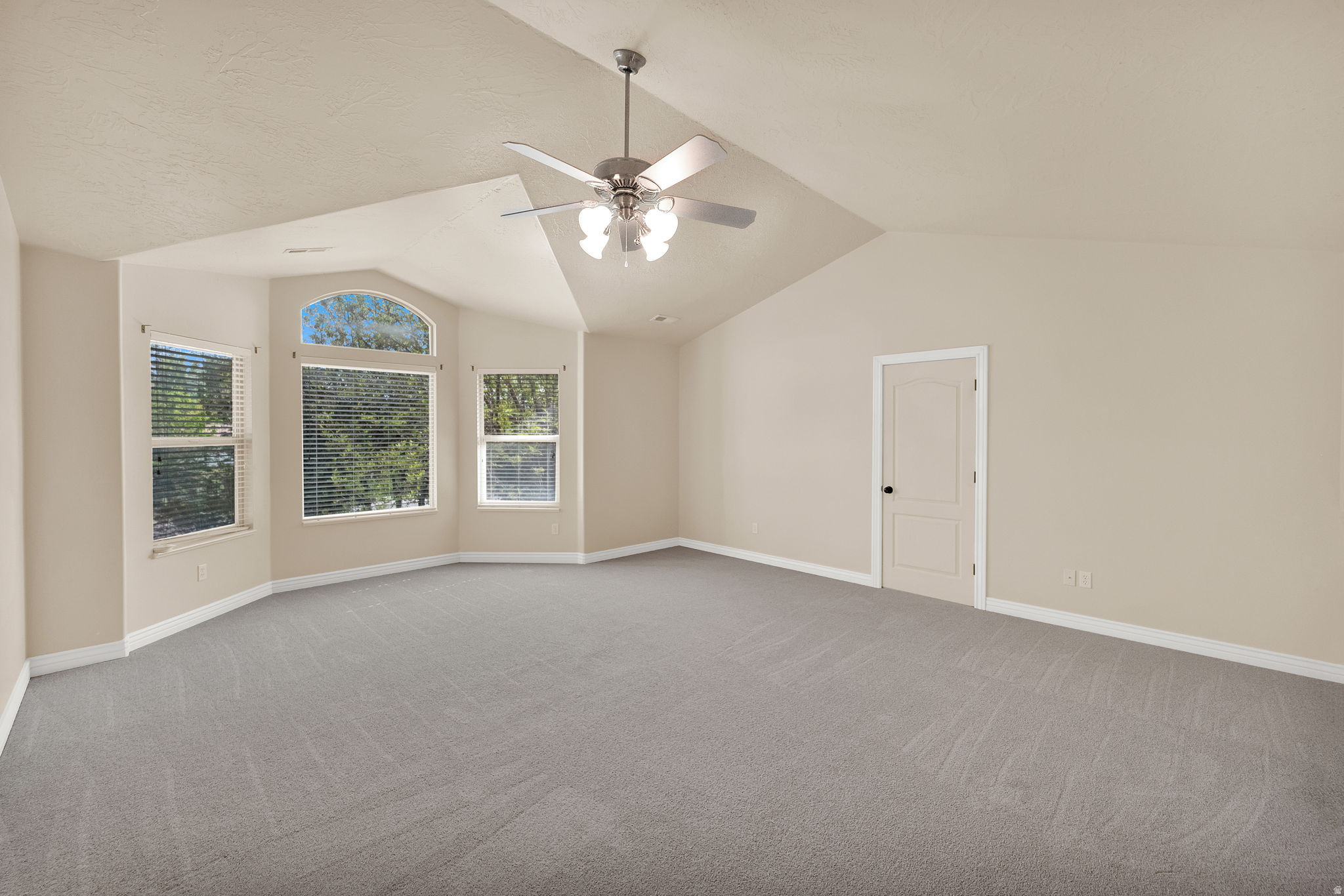 MIDAS CREEK - Residential