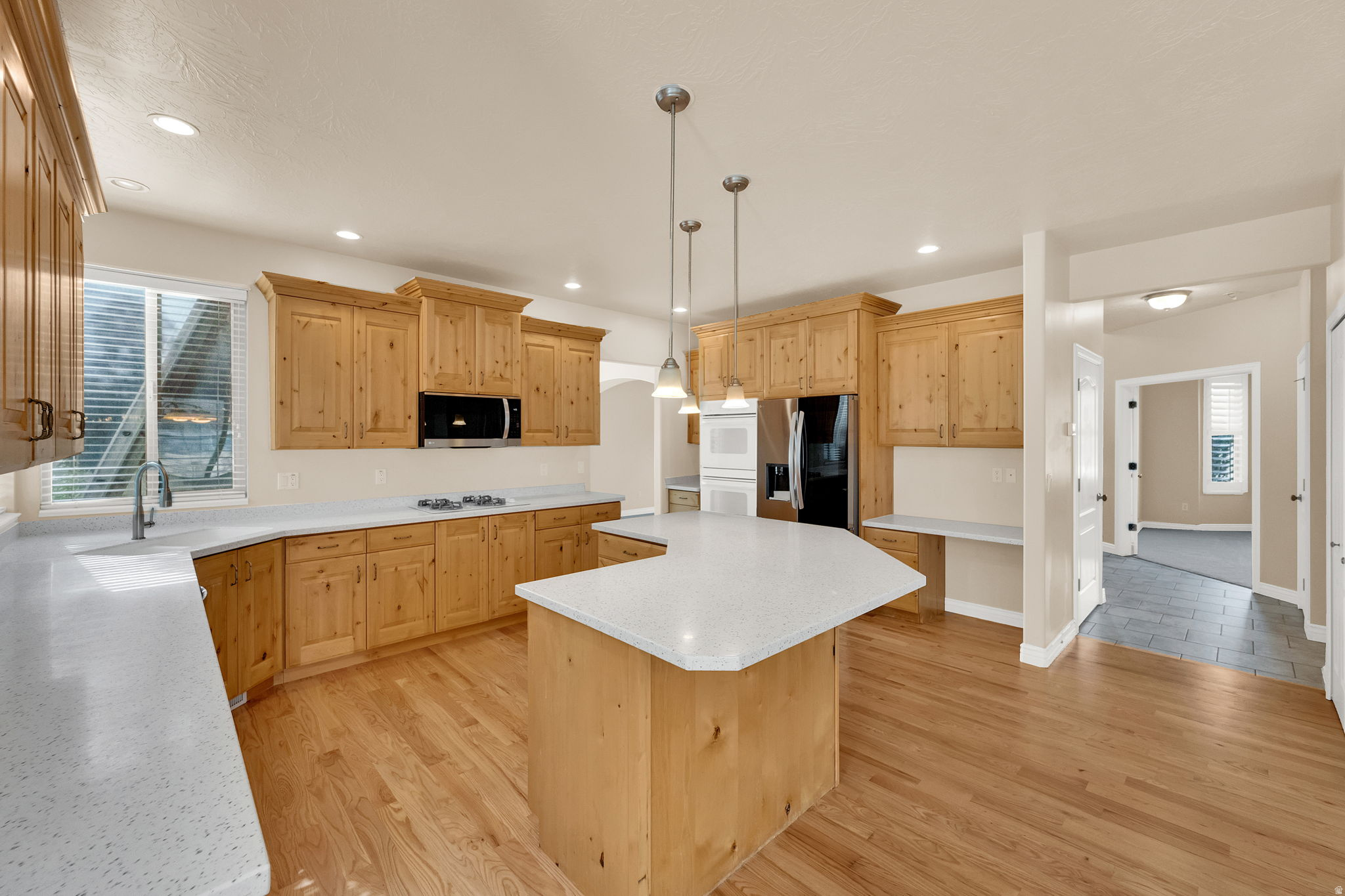 MIDAS CREEK - Residential