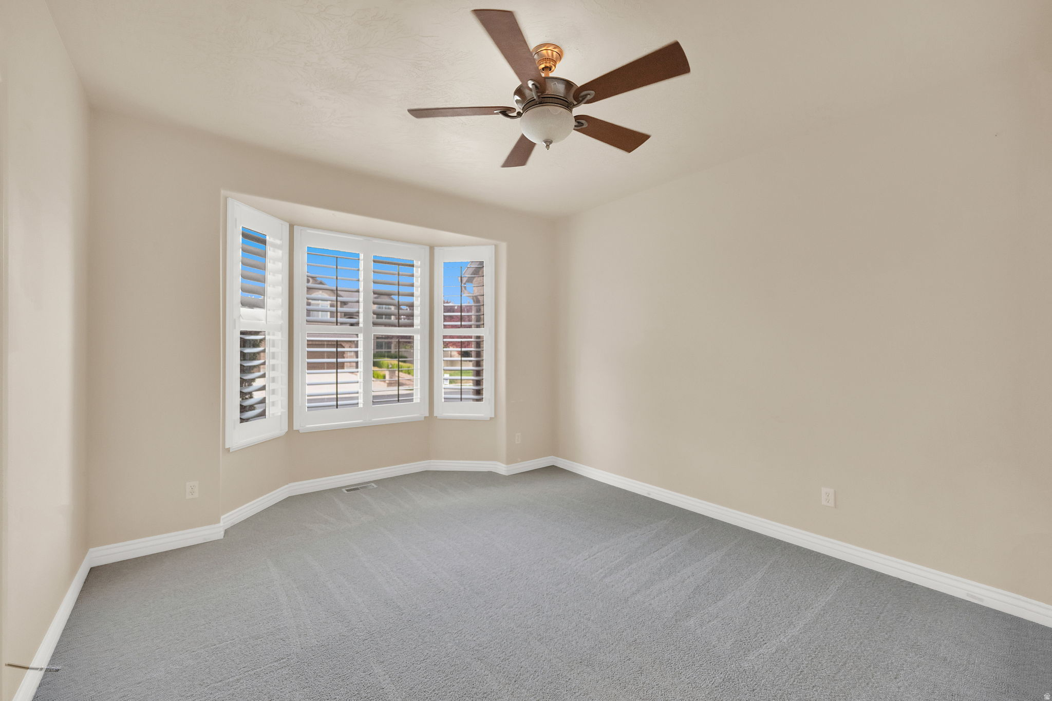 MIDAS CREEK - Residential