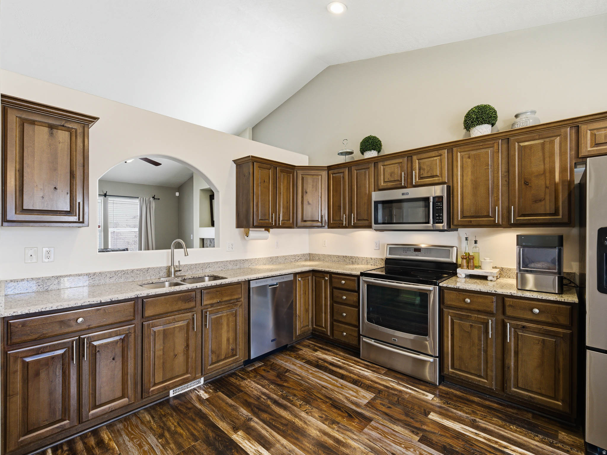 MONARCH MEADOWS - Residential