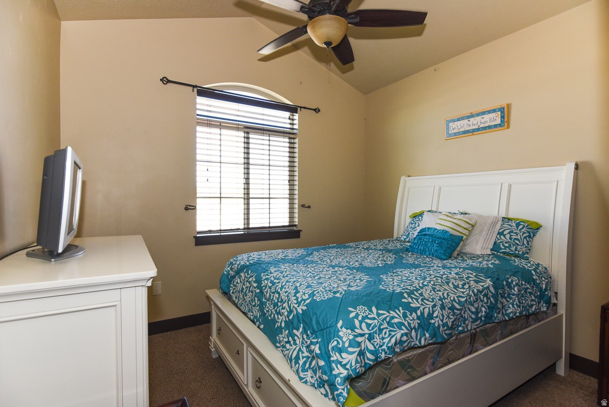 BLAKE MOUNTAIN VIEW EST - Residential