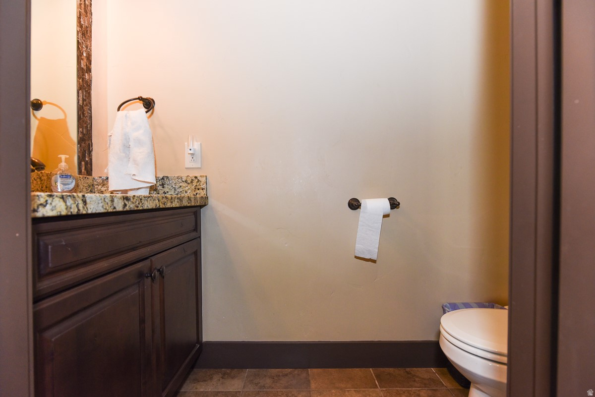 BLAKE MOUNTAIN VIEW EST - Residential