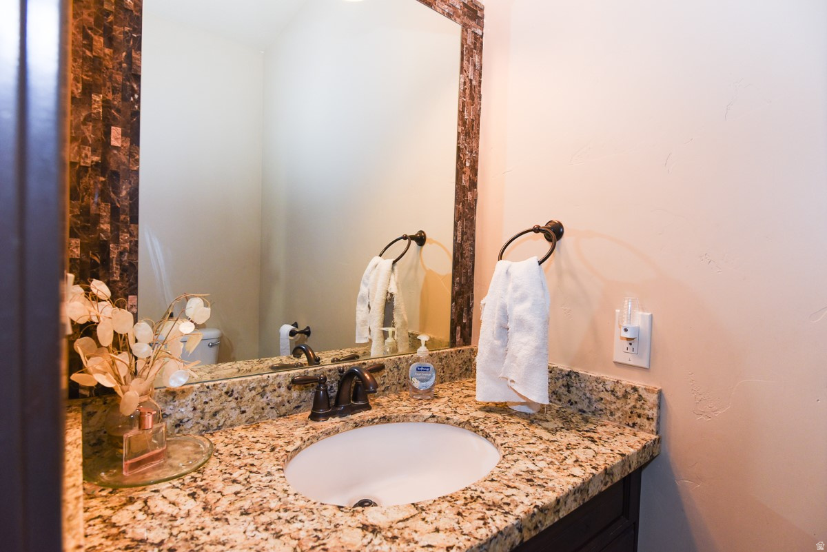 BLAKE MOUNTAIN VIEW EST - Residential